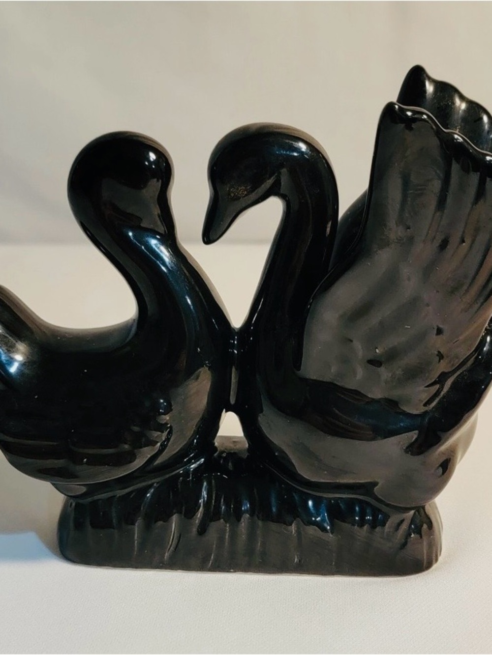 Vintage Glossy Black Swan Figurine Couple - Picture 4 of 5